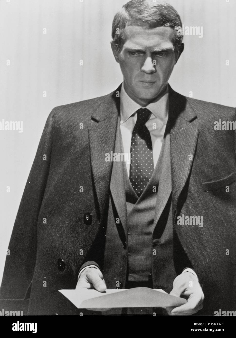 Pellicola originale titolo: LA THOMAS CROWN AFFAIR. Titolo italiano: LA THOMAS CROWN AFFAIR. Regista: NORMAN JEWISON. Anno: 1968. Stelle: STEVE MCQUEEN. Credito: United Artists / Album Foto Stock