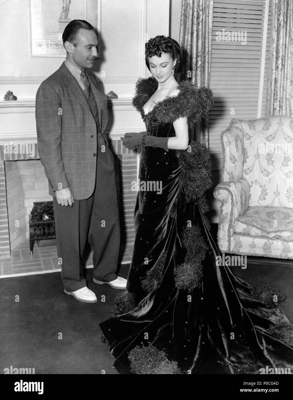 Pellicola originale titolo: Via col vento. Titolo inglese: Via col vento. Regista: George Cukor; Victor Fleming. Anno: 1939. Stelle: Vivien Leigh; WALTER PLUNKETT. Credito: M.G.M / Album Foto Stock