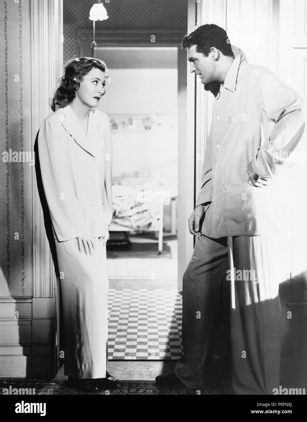 Pellicola originale titolo: Penny Serenade. Titolo inglese: Penny Serenade. Regista: George Stevens. Anno: 1941. Stelle: Irene Dunne; Cary Grant. Credito: Columbia Pictures / Album Foto Stock