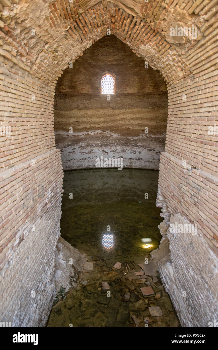 Sardoba Serbatoio acqua vicino a Bukhara, Uzbekistan Foto Stock