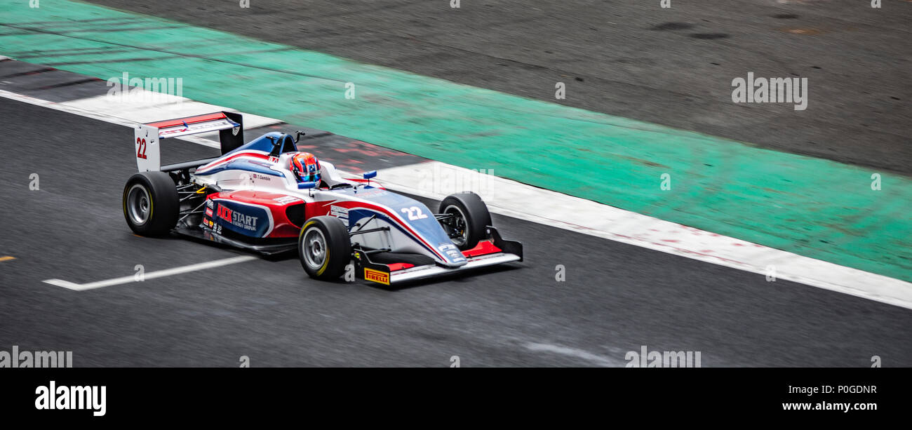 SILVERSTONE UK - Giugno 8, 2018: Tom Gamble BRDC campionato britannico di F3 a Silverstone circuito di gara Foto Stock