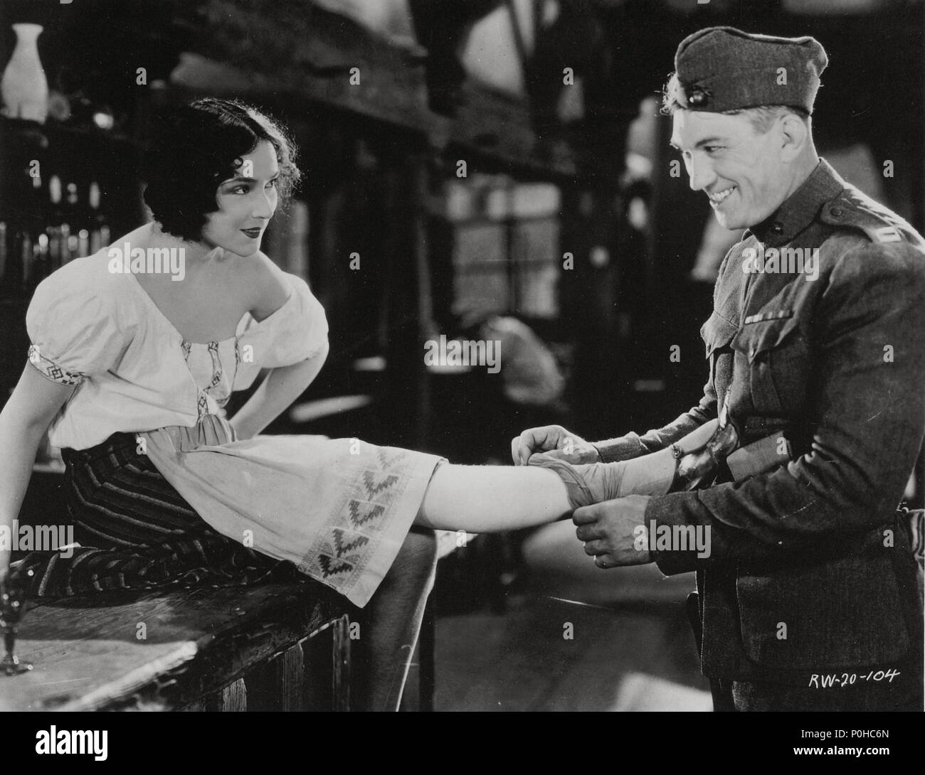 Pellicola originale titolo: quale prezzo gloria. Titolo inglese: quale prezzo gloria. Regista: RAOUL WALSH. Anno: 1926. Stelle: VICTOR MCLAGLEN; DOLORES DEL RIO. Credito: FOX FILM / Album Foto Stock