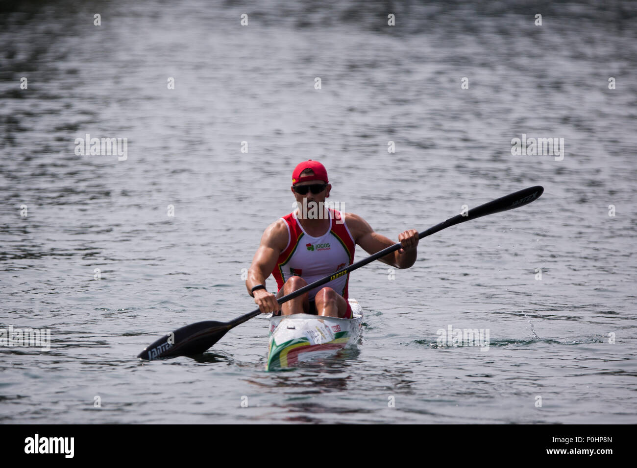 Il 9 giugno 2018, Ada Ciganlija CORSO REGATA, Belgrado, Serbia; ECA Canoa Sprint e Paracanoe Senior European Championships; Fernando Pimenta di POR celebra la vittoria in uomini Kayak singolo (K1), una Finale, 1000m gara sprint Foto Stock