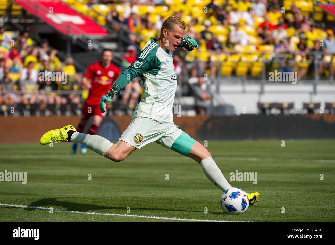 Sabato, Giugno 09, 2018: Columbus Crew SC portiere Jon Kempin (24) Nel confronto tra New York Red Bulls e Columbus Crew SC a MAPFRE Stadium, in Columbus OH. Obbligatorio Photo credit: Dorn Byg/Cal Sport Media. Columbus Crew SC 1 - New York Red Bulls 1 Credito: Cal Sport Media/Alamy Live News Foto Stock