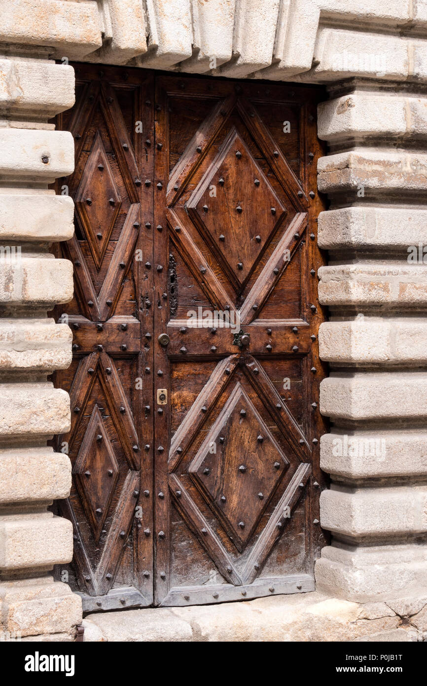 Porta Le Puy en Velay Haute-Loire Auvergne-Rhône-Alpes Francia Foto Stock