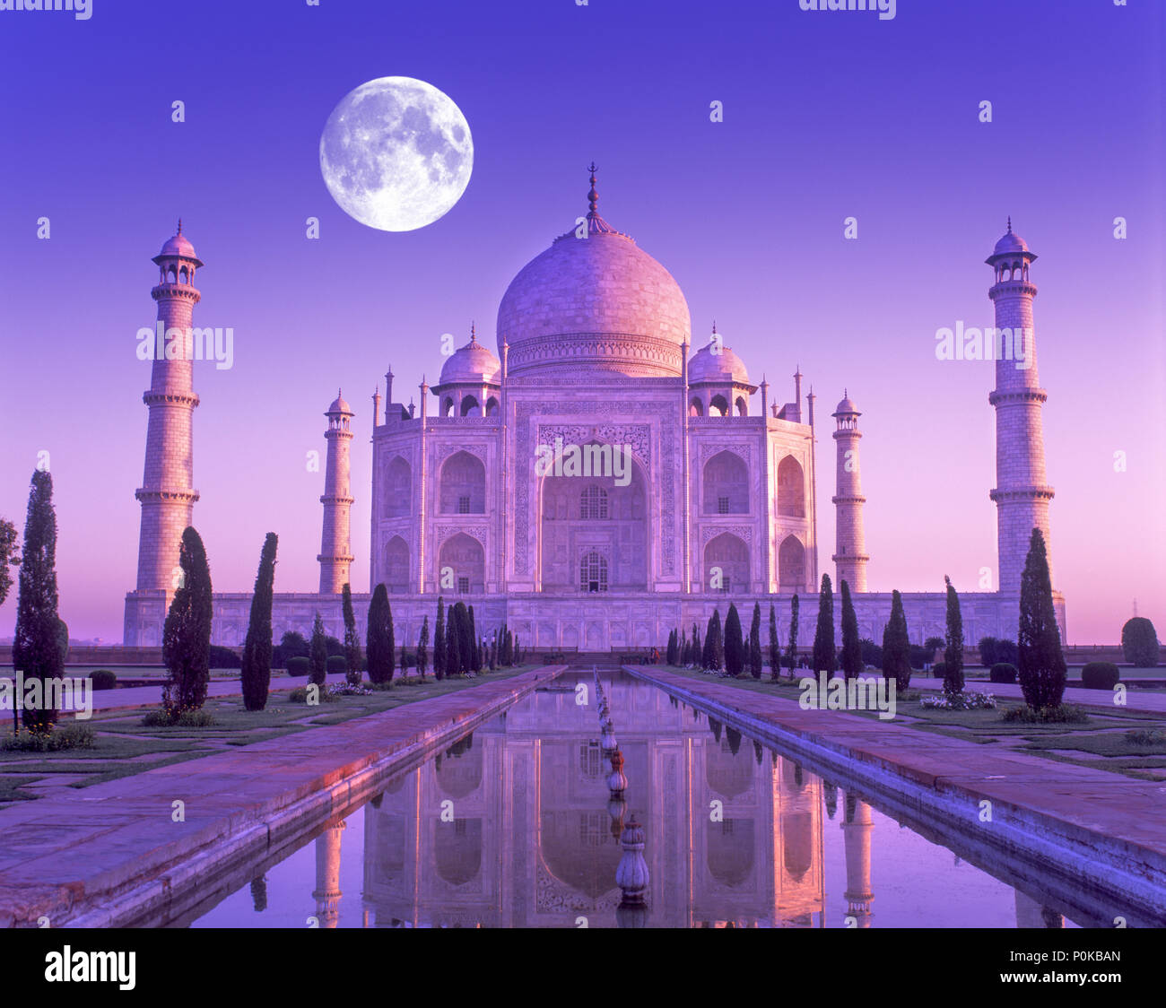 1995 storico Piscina Lotus Taj Mahal AGRA Uttar Pradesh, India Foto Stock