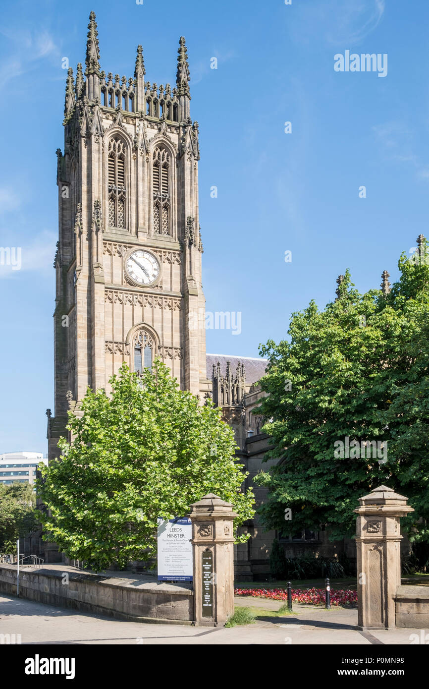 Leeds Minster. La cattedrale e la Chiesa Parrocchiale di San Pietro a Leeds, Leeds, West Yorkshire, Inghilterra, Regno Unito Foto Stock