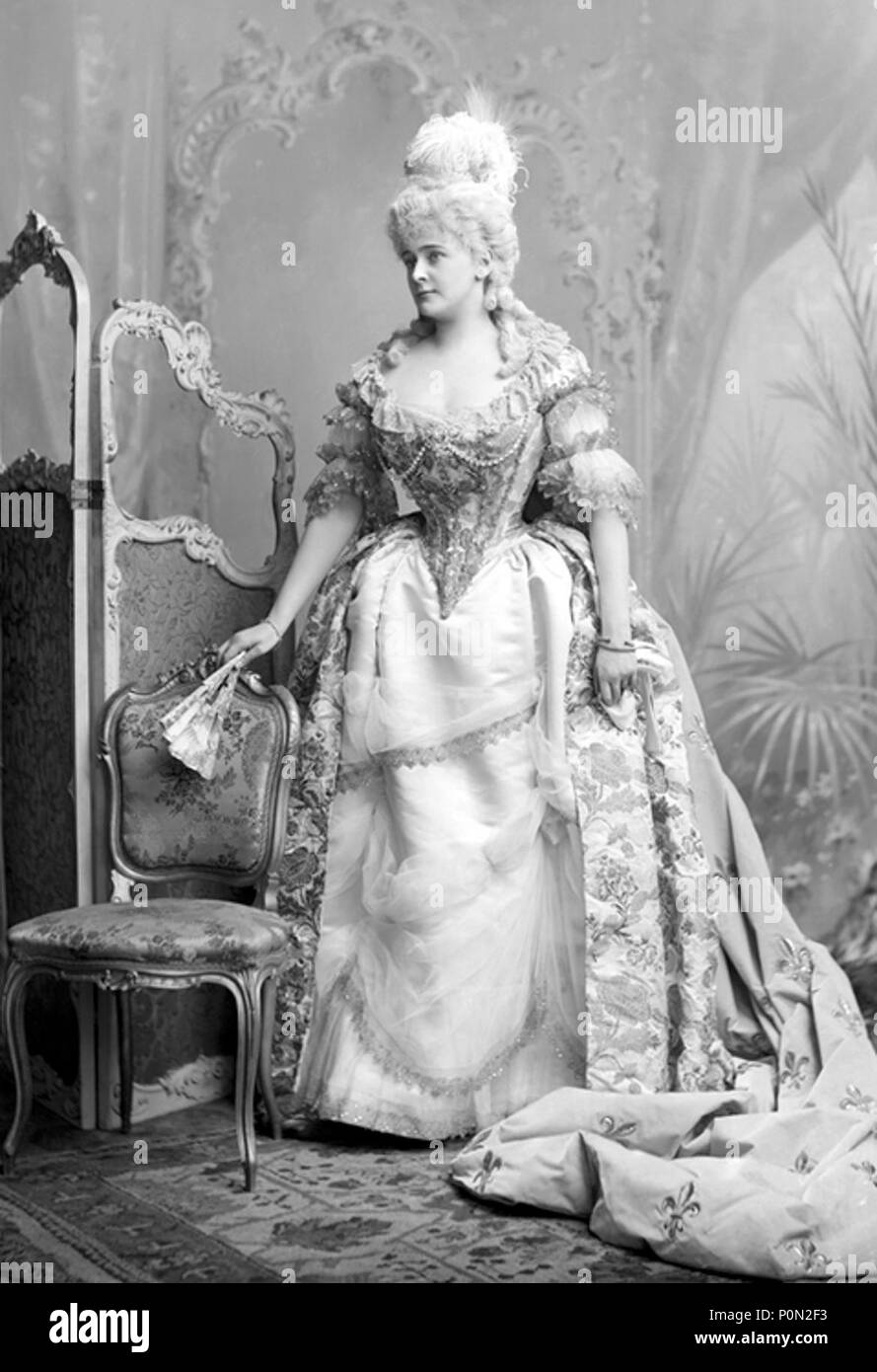"Daisy' Greville, Frances Evelyn Maynard, contessa di Warwick, Devonshire House sfera (1897) 2 Foto Stock