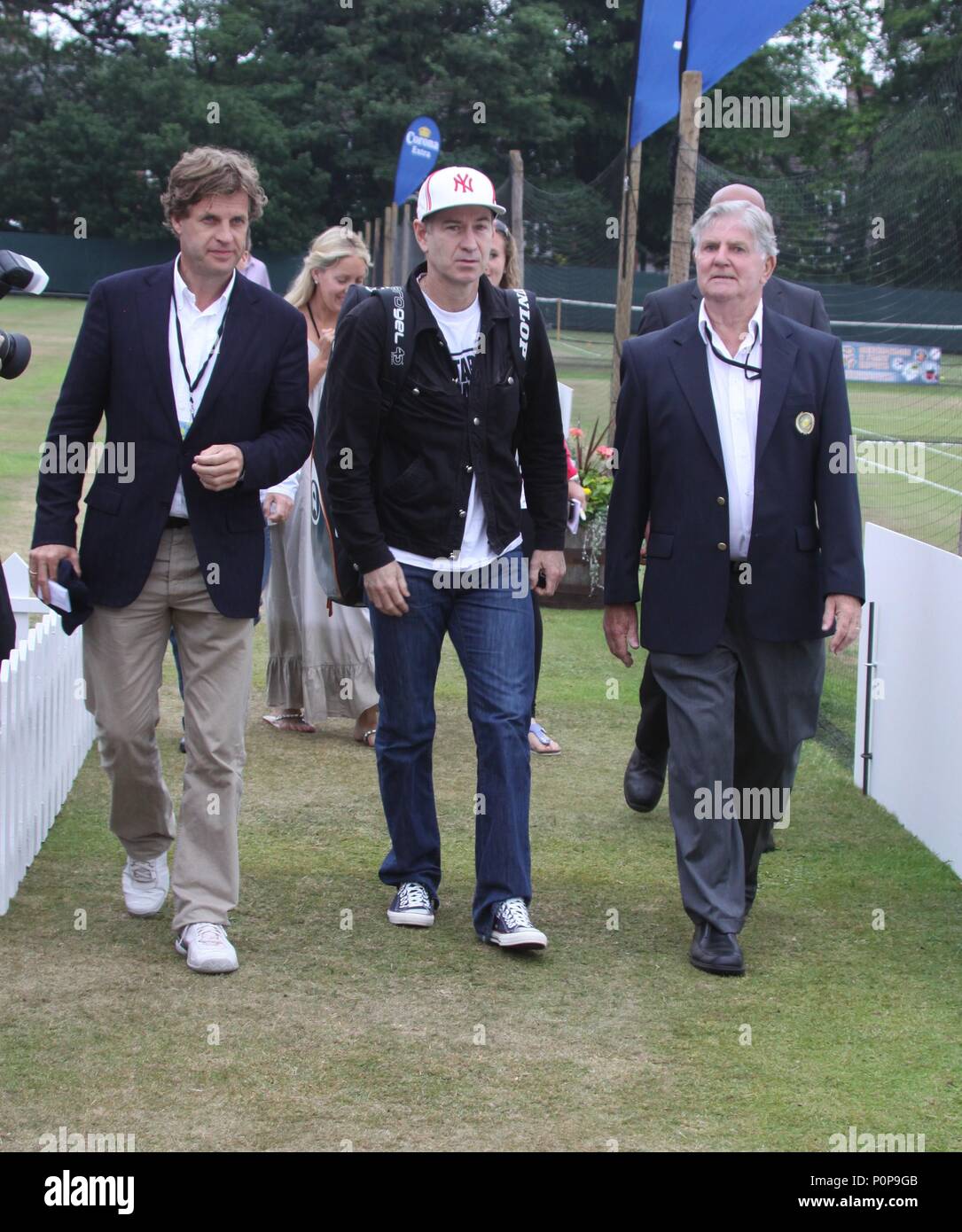 Liverpool, Regno Unito John McEnroe intrattiene a Liverpool il torneo di tennis di credito Fairbrother Ian/Alamy Stock Foto Foto Stock