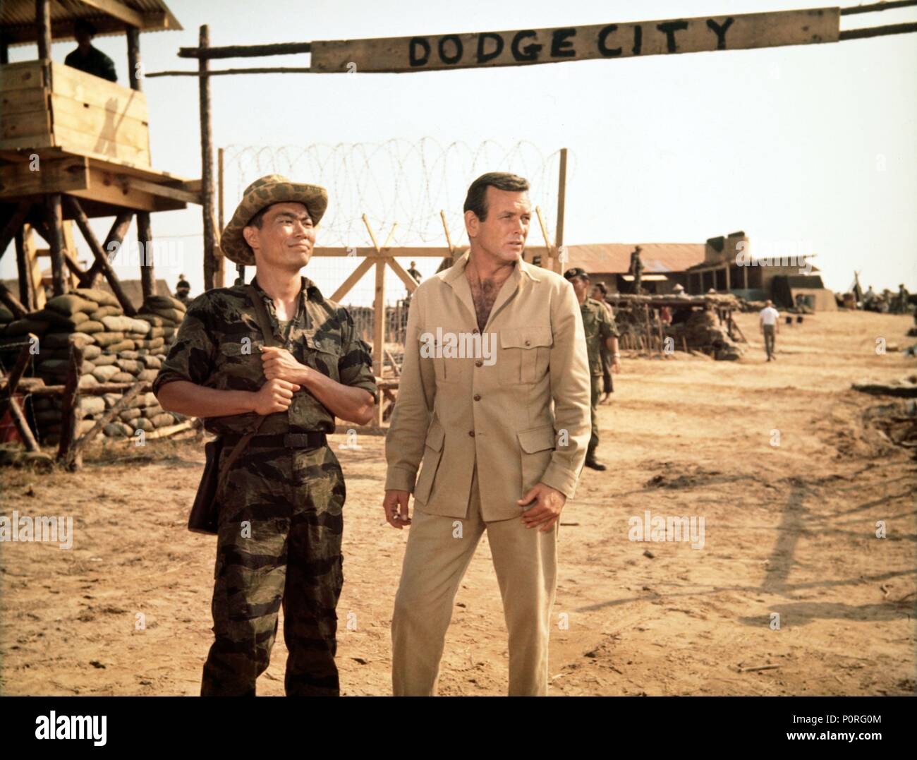 Pellicola originale titolo: I berretti verdi. Titolo italiano: I berretti verdi. Regista: John Wayne; Ray Kellogg. Anno: 1968. Stelle: David Janssen. Credito: WARNER BROS/SETTE ARTI / Album Foto Stock