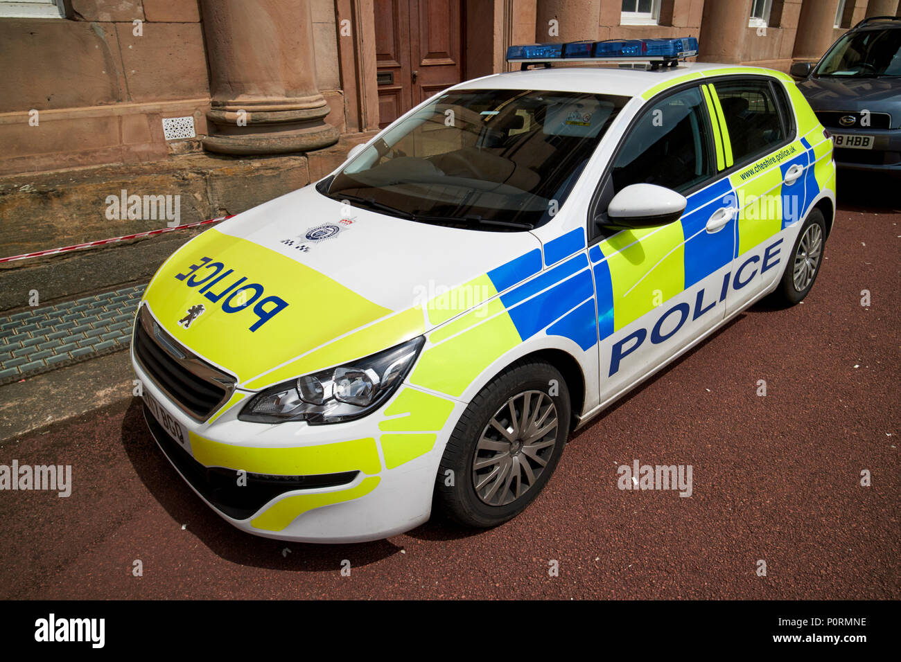 Cheshire constabulary police Peugeot 308 auto di pattuglia in Chester Cheshire England Regno Unito Foto Stock