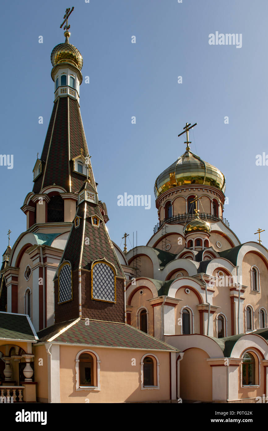 Chiesa dell Esaltazione della Santa Croce, Almaty, Kazakhstan Foto Stock