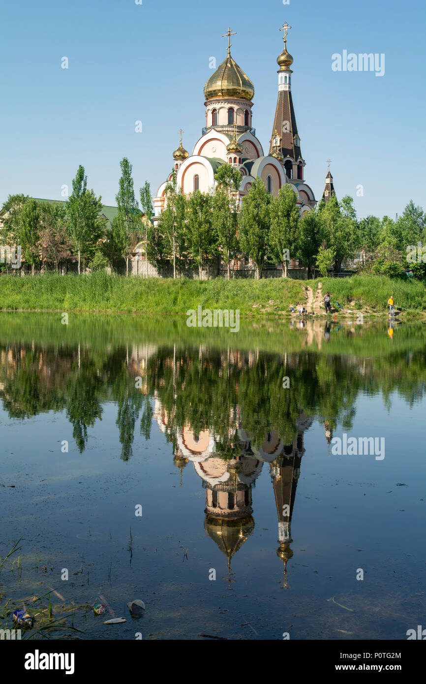 Chiesa dell Esaltazione della Santa Croce, Almaty, Kazakhstan Foto Stock