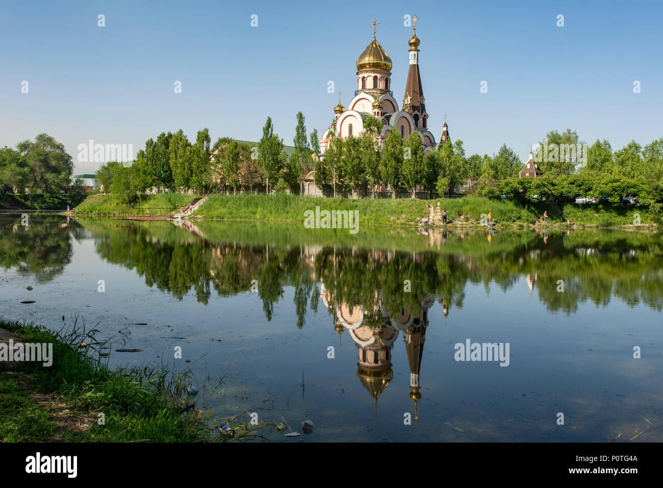 Chiesa dell Esaltazione della Santa Croce, Almaty, Kazakhstan Foto Stock