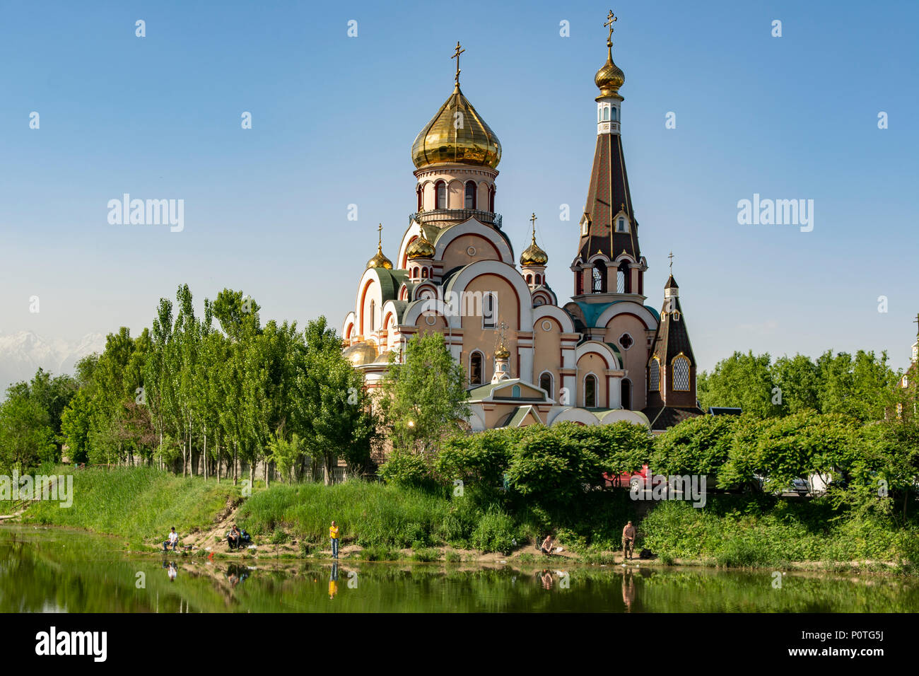 Chiesa dell Esaltazione della Santa Croce, Almaty, Kazakhstan Foto Stock