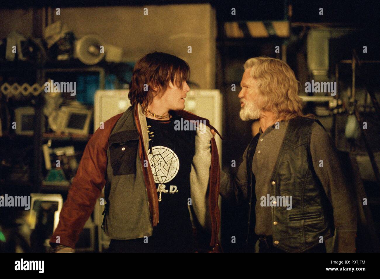 Pellicola originale titolo: BLADE II. Titolo inglese: BLADE II. Regista: Guillermo del Toro. Anno: 2002. Stelle: Kris Kristofferson; NORMAN REEDUS. Credito: AMEN RA FILMS/JUSTIN FOTO/New Line Cinema / TALAMON, Bruce / Album Foto Stock