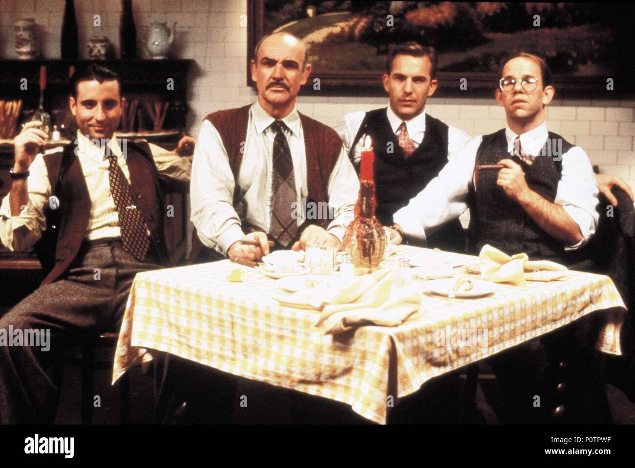 Pellicola originale titolo: gli intoccabili. Titolo italiano: gli intoccabili. Regista: Brian De Palma. Anno: 1987. Stelle: Sean Connery; Kevin Costner; Andy Garcia. Credito: Paramount Pictures / Album Foto Stock