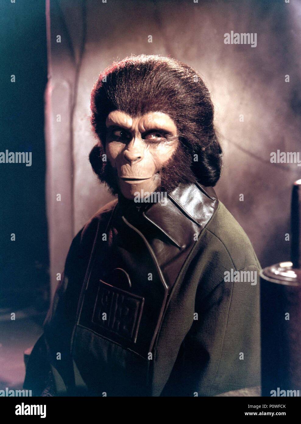 pellicola-originale-titolo-il-pianeta-delle-scimmie-titolo-inglese-il-pianeta-delle-scimmie-regista-franklin-j-schaffner-anno-1968-stelle-kim-hunter-credito-20th-century-fox-album-p0wfck.jpg