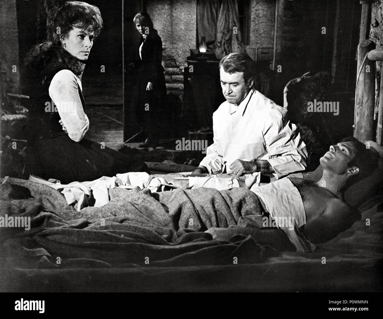 Pellicola originale titolo: la razza rara. Titolo italiano: la razza rara. Regista: ANDREW V. MCLAGLEN. Anno: 1966. Stelle: MAUREEN O'Hara; JAMES STEWART; JULIET MILLS. Credito: Universal Pictures / Album Foto Stock