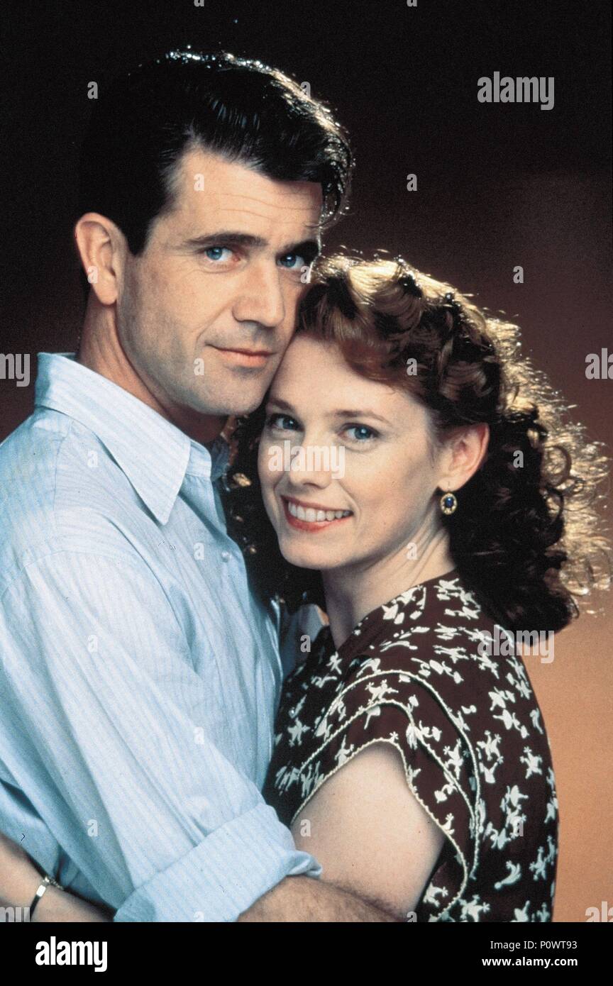 Pellicola originale titolo: sempre giovani. Titolo inglese: sempre giovani. Regista: STEVE MINER. Anno: 1992. Stelle: Mel Gibson; ISABEL GLASSER. Credito: WARNER BROTHERS / Album Foto Stock