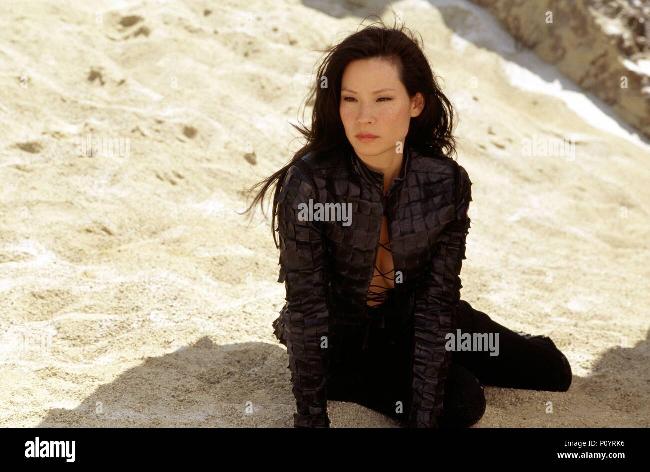 Pellicola originale titolo: CHARLIE'S ANGELS: Full Throttle. Titolo inglese: CHARLIE'S ANGELS: Full Throttle. Regista: MCG. Anno: 2003. Stelle: Lucy Liu. Credito: Columbia Pictures / MICHAELS, Darren / Album Foto Stock