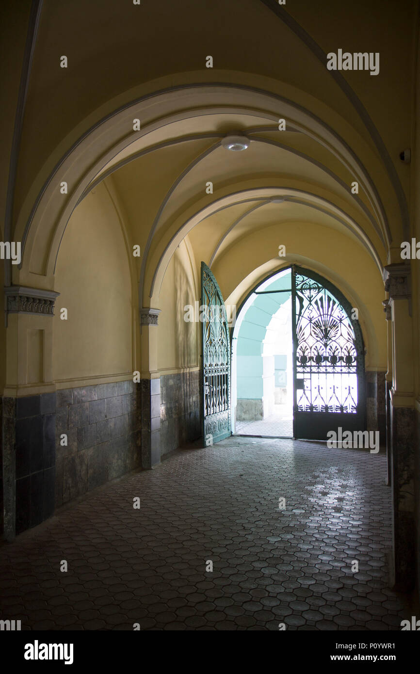 Foto di antichi vintage stile vecchia porta in vetro Foto Stock