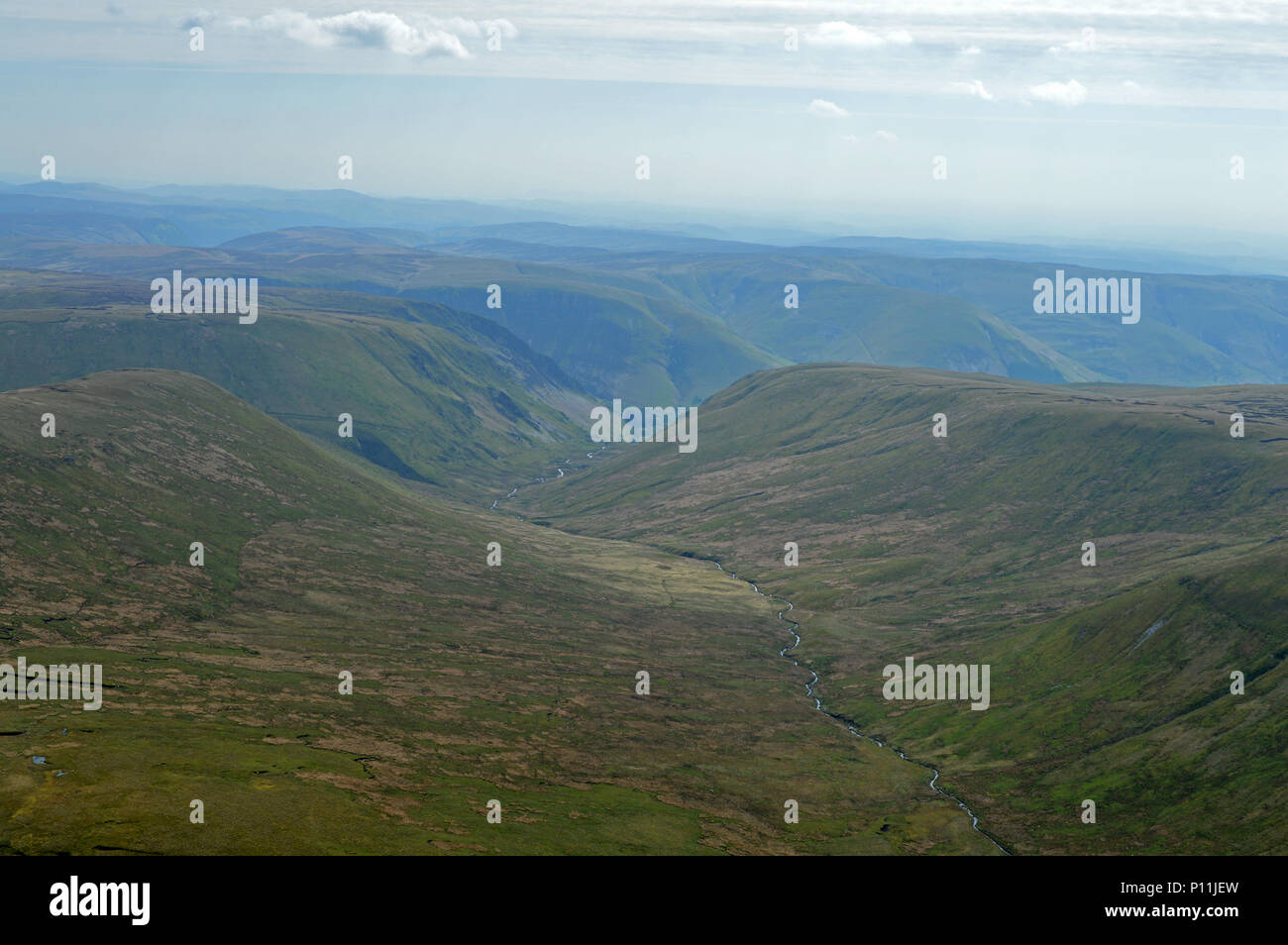 Vista dal vertice di Aran Fawddwy verso Dinas Mawddwy Foto Stock