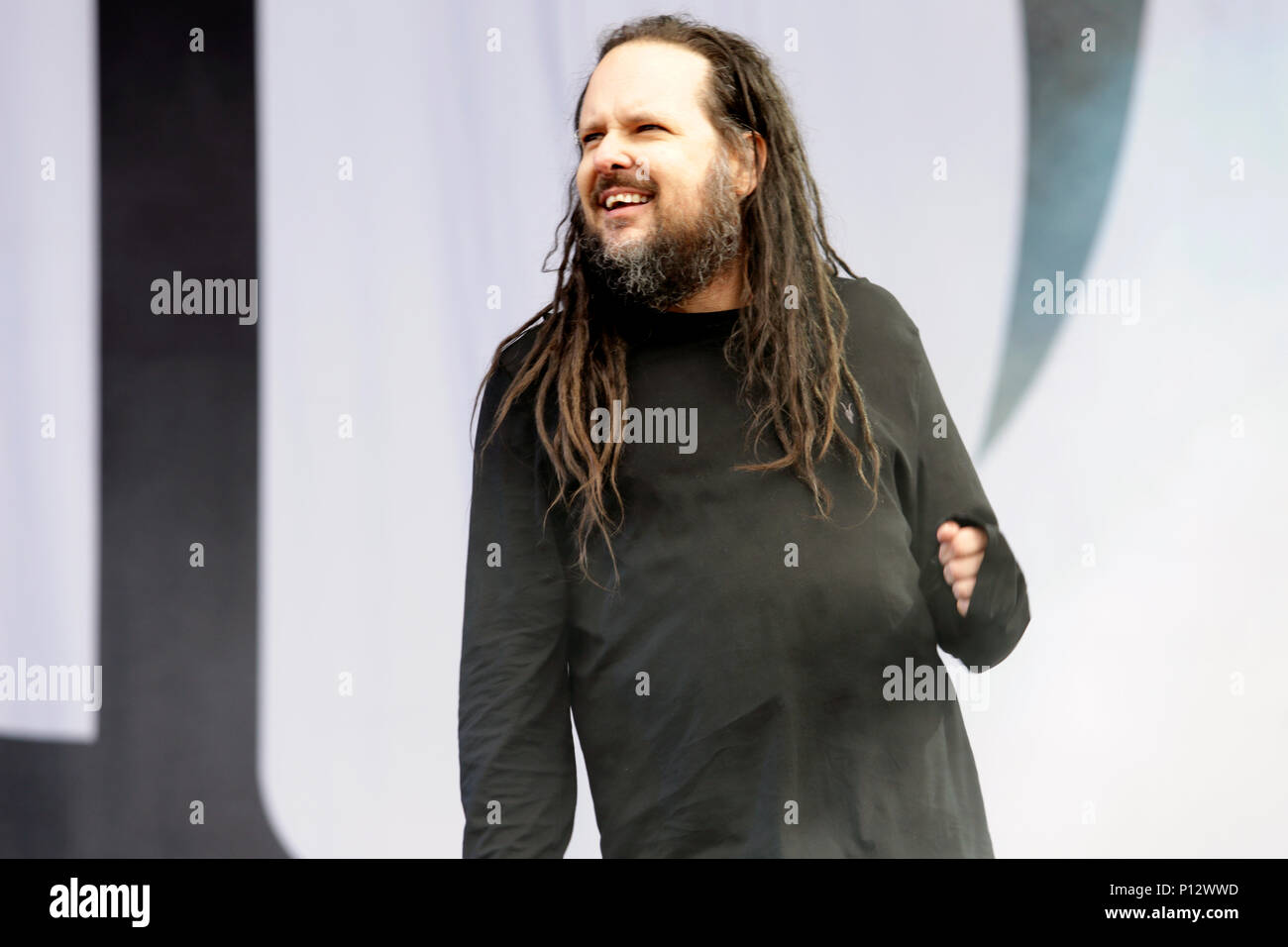 Jonathan Davis dei Korn esegue sul palco di Download Festival 2018 a Donington Park, Derby il 8 giugno 2018. Foto Stock