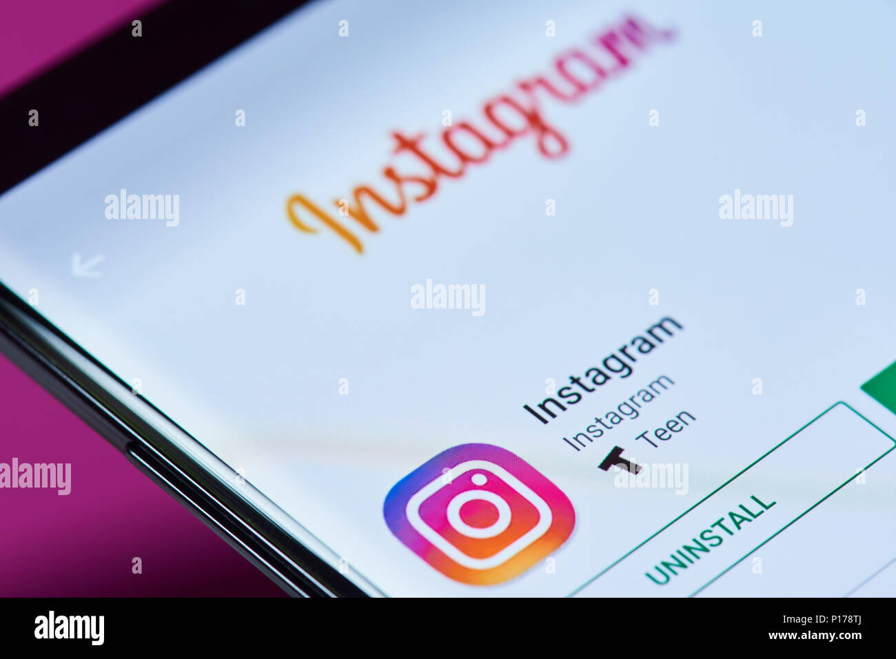 New york, Stati Uniti d'America - 10 Giugno 2018: Instagram social media app su android lo schermo dello smartphone vicino la vista Foto Stock