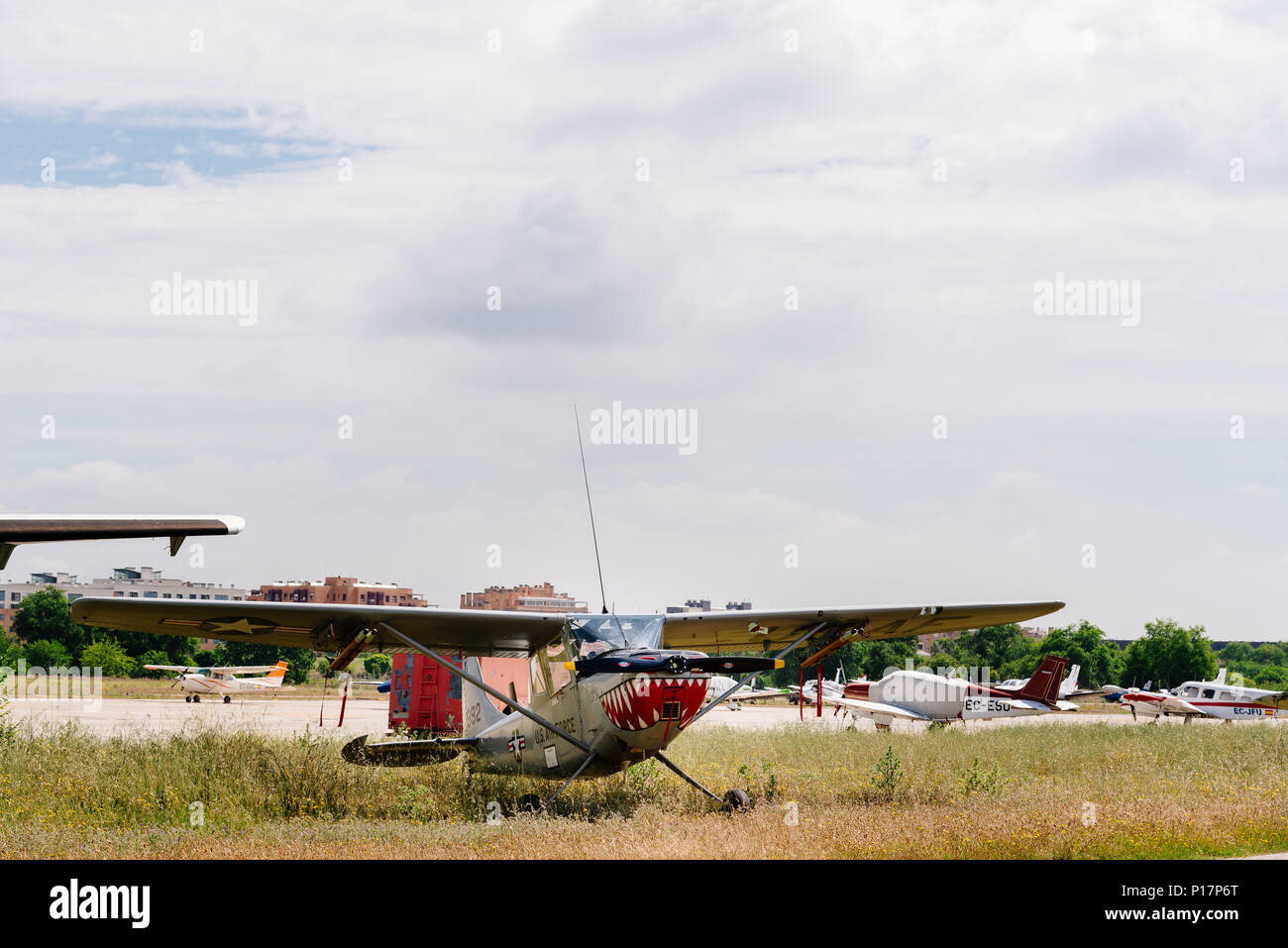 Madrid, Spagna - 3 Giugno 2018: Cessna L-19 Bird cane da 1949 aeromobile durante air show della storica collezione aerei a Cuatro Vientos airport Foto Stock
