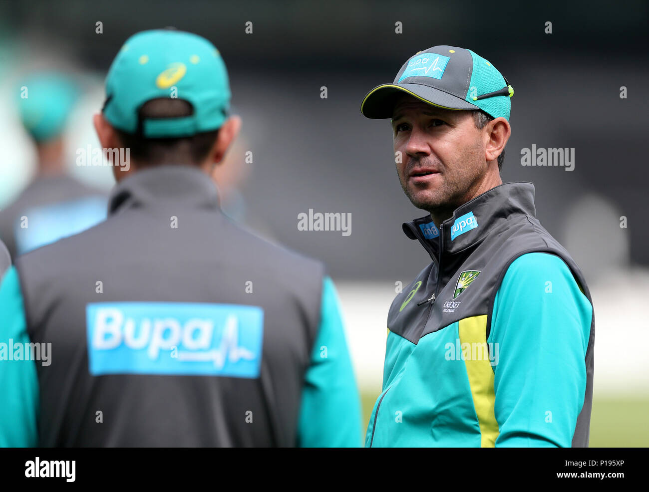 Australia coach Ricky Ponting durante la sessione di reti presso la Kia ovale, Londra. Foto Stock
