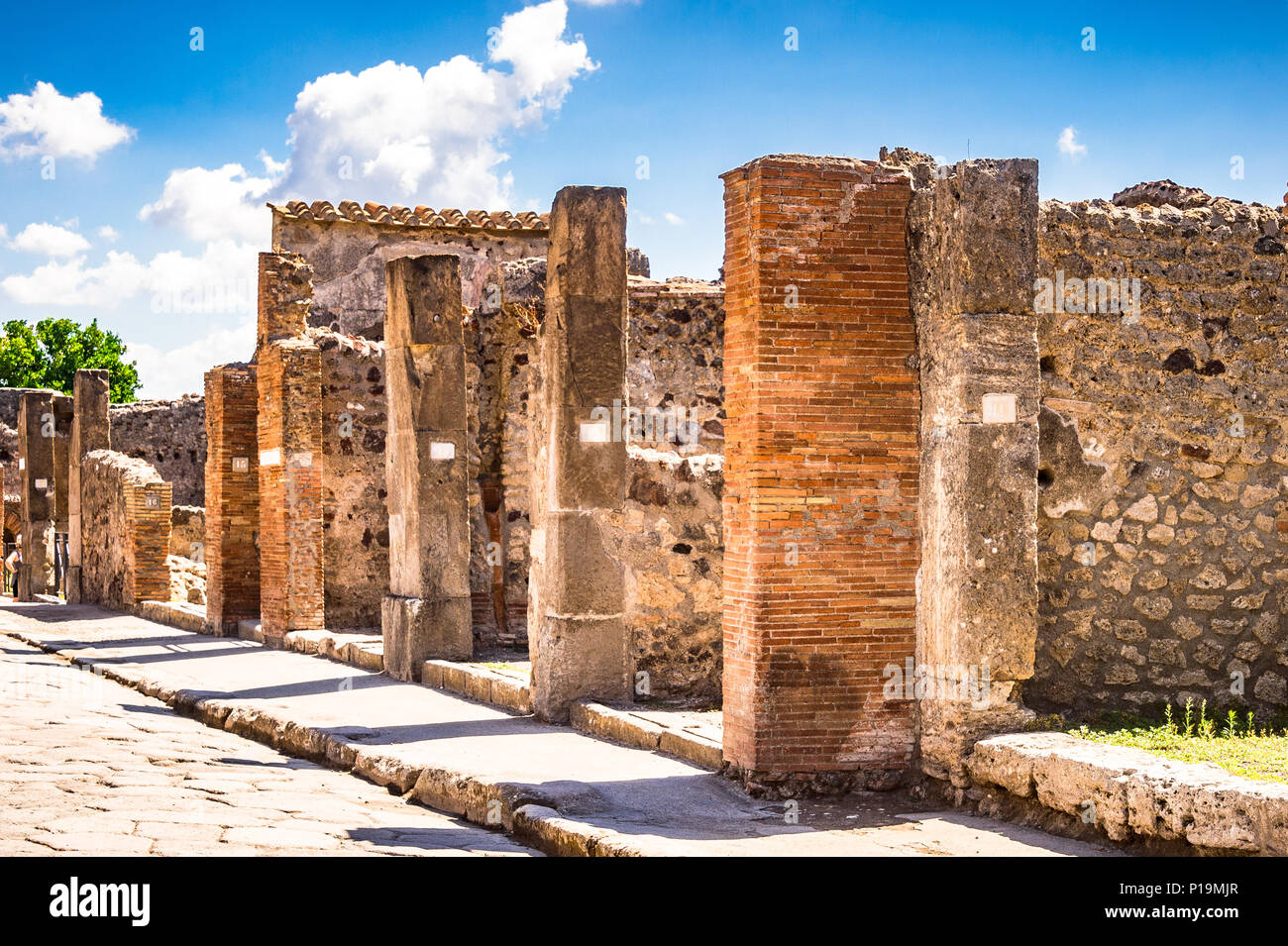 Pompei era una città romana nei pressi di Napoli moderno fu sepolto sotto la cenere vulcanica e pietra pomice in l eruzione del Vesuvio nel 79 D.C.. Foto Stock