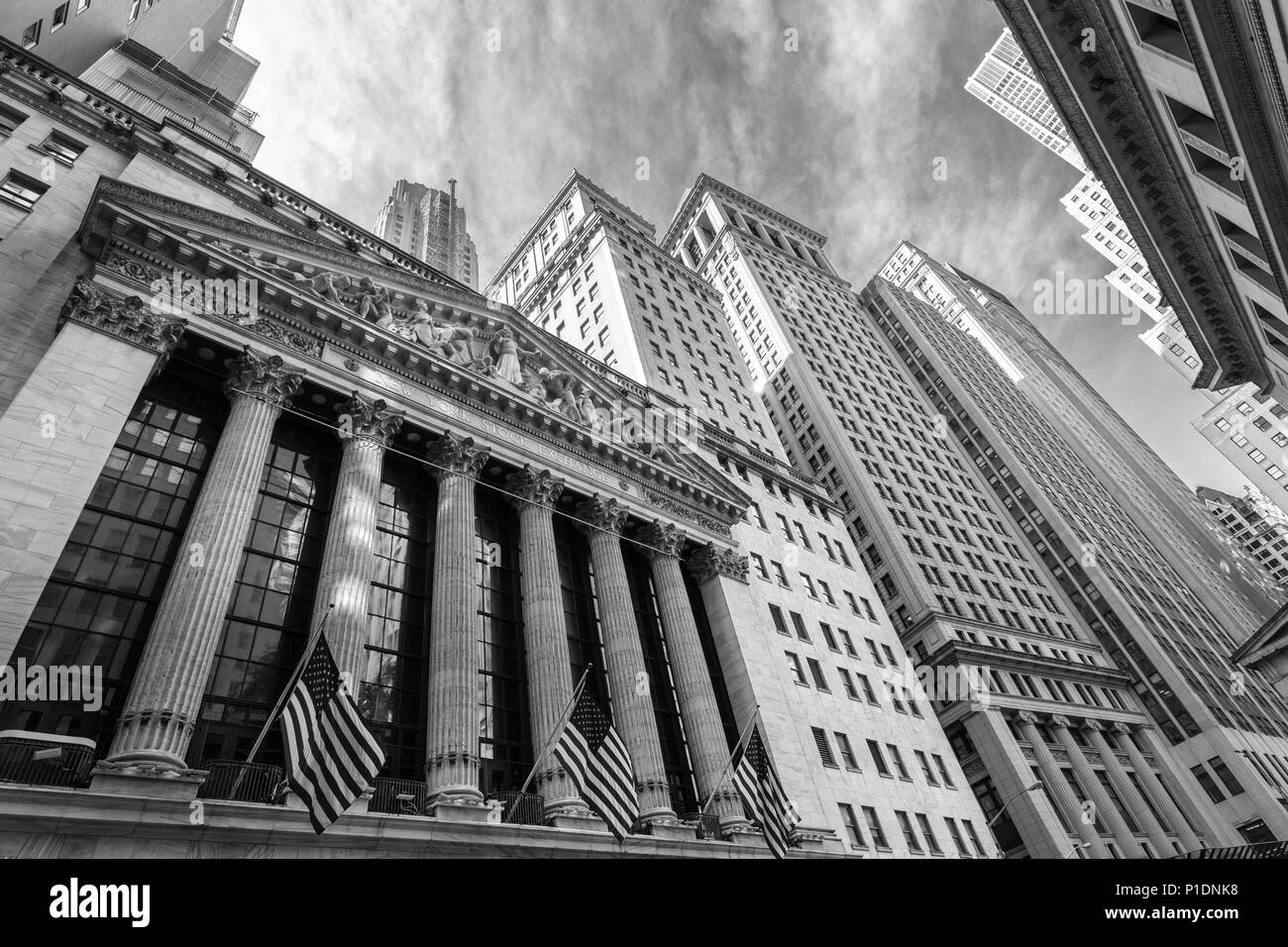 Esterno del New York Stock Exchange, Wall Street, la parte inferiore di Manhattan, New York City, Stati Uniti d'America. Foto Stock