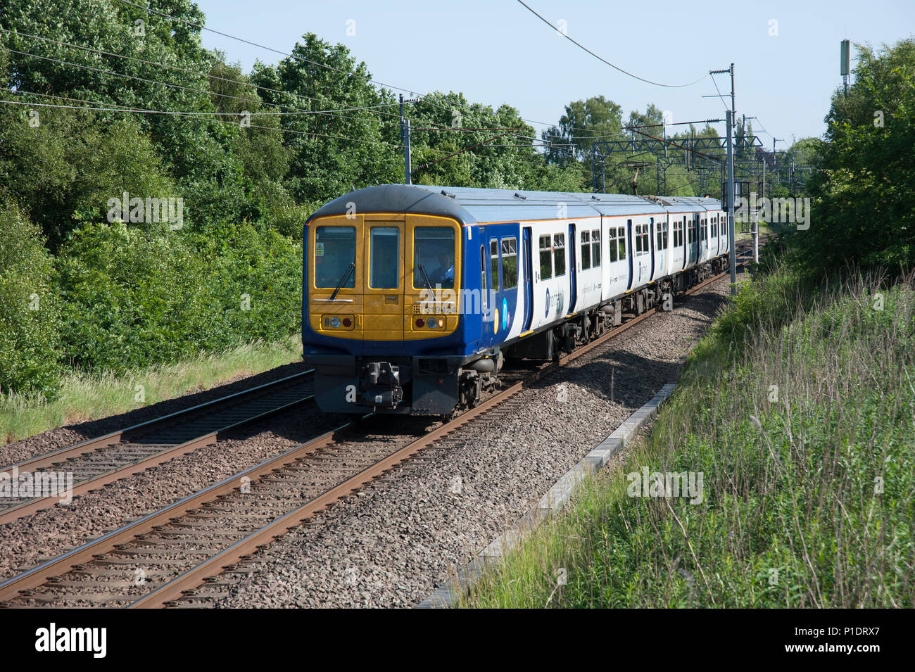 Rampa settentrionale elettrico treno passeggeri Foto Stock
