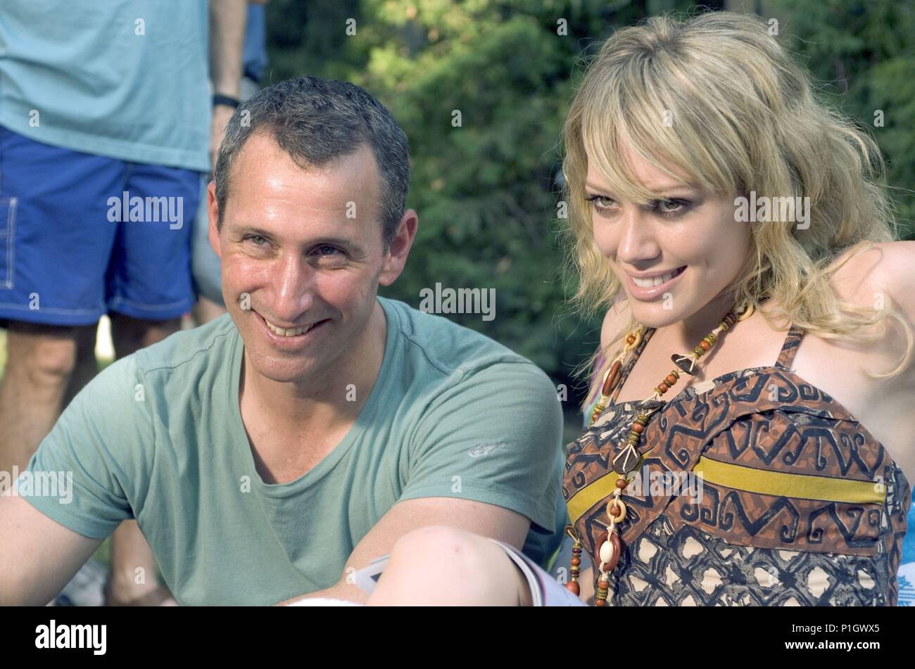 Pellicola originale titolo: più poco costoso dai dozzina 2. Titolo inglese: più poco costoso dai dozzina 2. Regista: Adam Shankman. Anno: 2005. Stelle: Hilary Duff; Adam Shankman. Credito: 20TH CENTURY FOX / STRANKS, Peter / Album Foto Stock