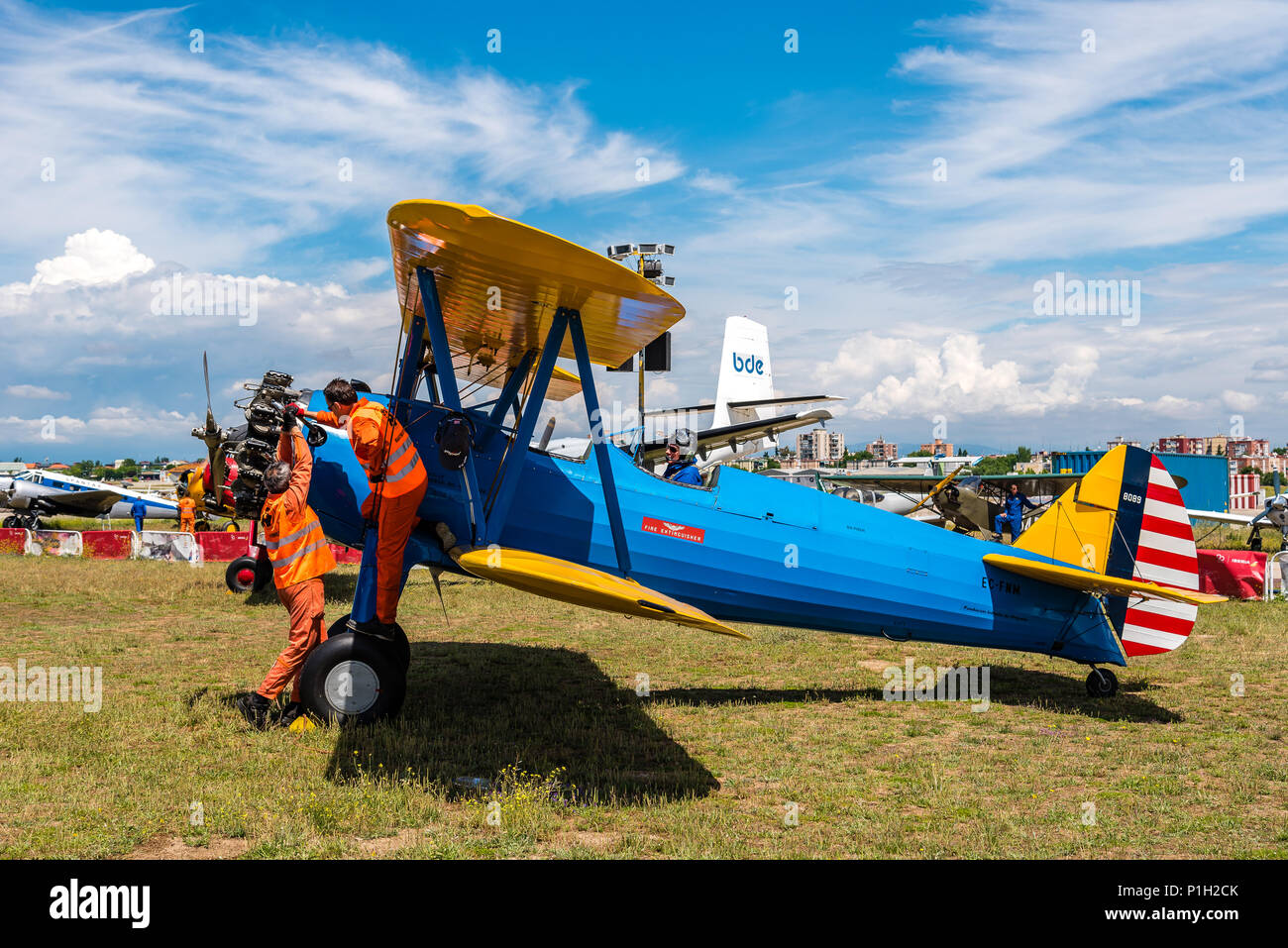 Madrid, Spagna - 3 Giugno 2018: Boeing Stearman Kaydet - FNM 1933 durante air show della storica collezione aerei a Cuatro Vientos airport Foto Stock