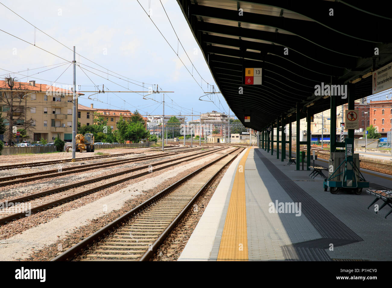 Pordenone stazione ferroviaria, Pordenone, Italia Foto Stock