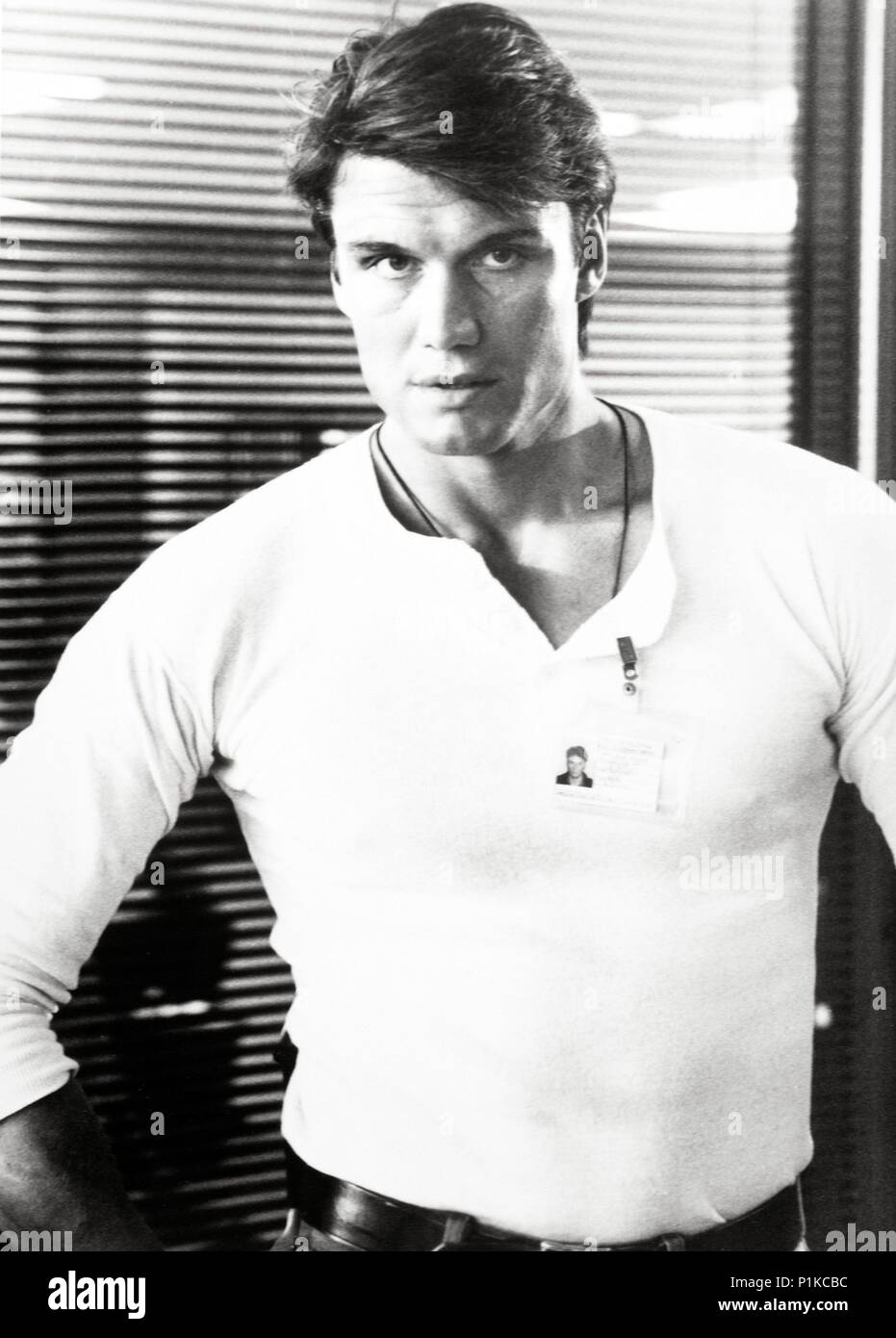 Pellicola originale titolo: Dark Angel. Titolo inglese: Dark Angel. Regista: CRAIG R. BAXLEY. Anno: 1990. Stelle: DOLPH LUNDGREN. Credit: visione internazionale / Album Foto Stock