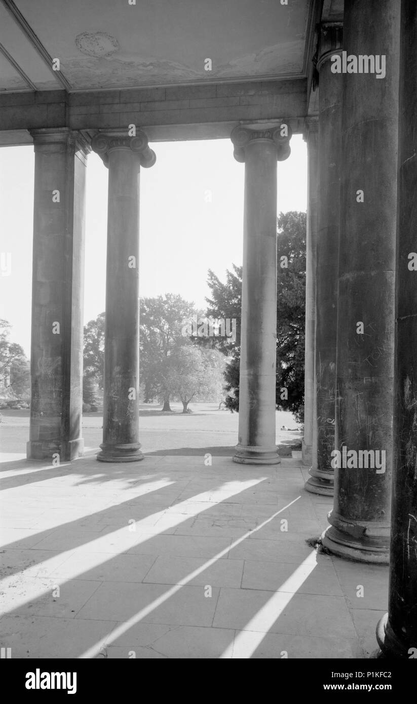 Pittville Pump Room, Pittville Park, Cheltenham, Gloucestershire, C1945-c1980. Artista: Eric de Maré. Foto Stock
