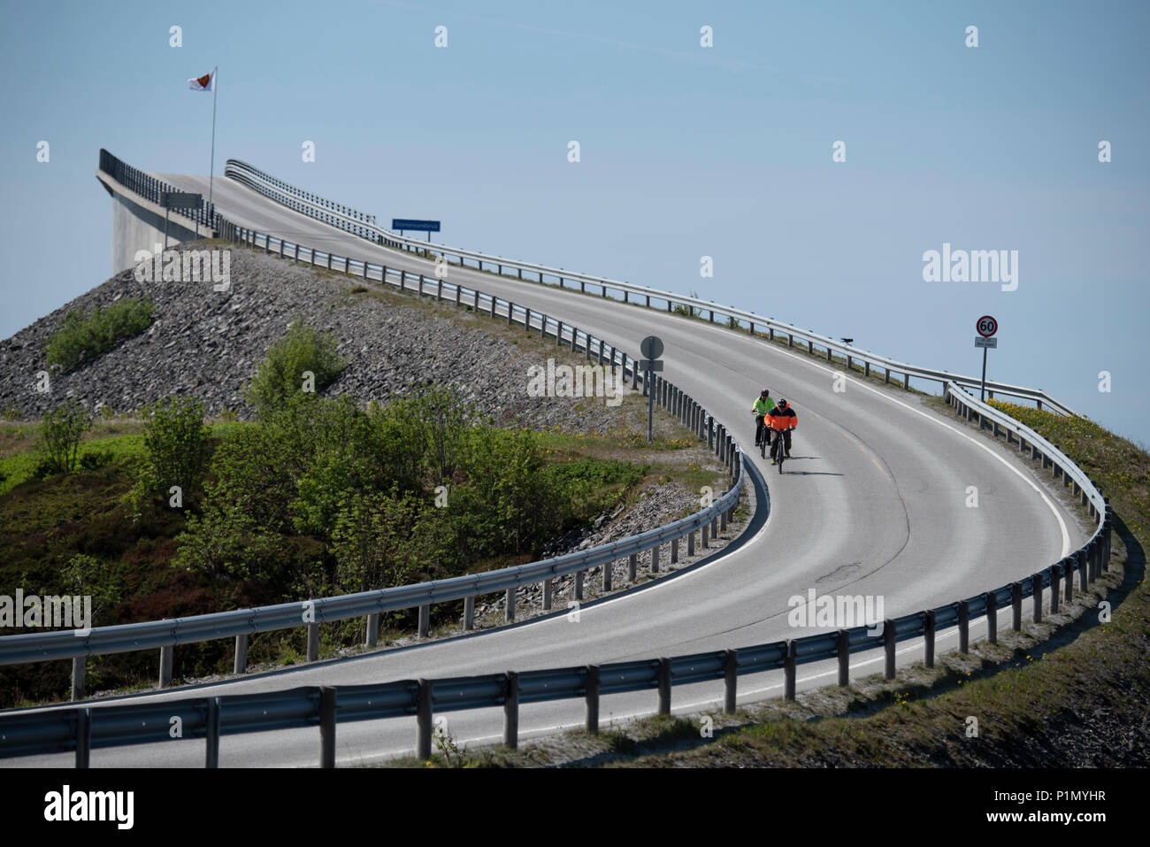 Ponte Storseisundet sull'Atlantico strada costiera, Norvegia. Foto Stock