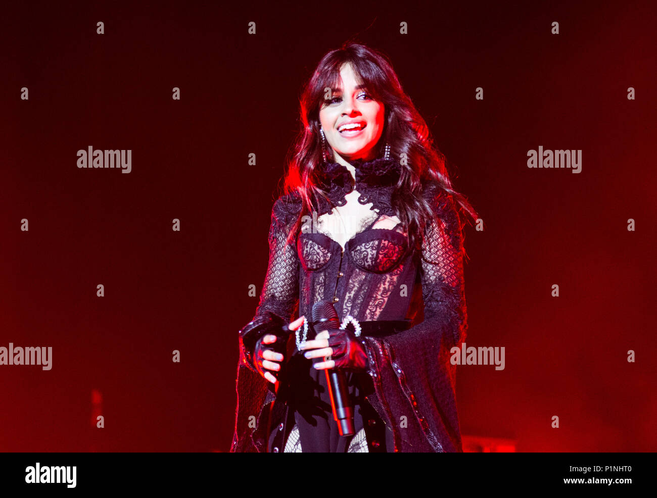 Londra, Regno Unito. Il 12 giugno 2018. Camila Cabello effettuando al 02 Brixton Academy a Londra il 12 giugno 2018 Credit: Tom Rose/Alamy Live News Foto Stock