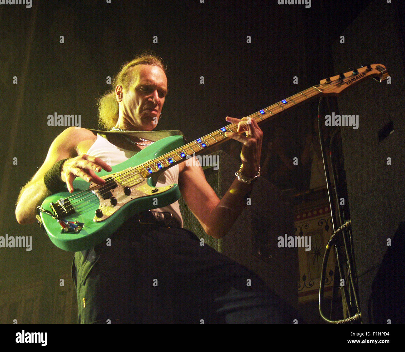 ATLANTA, GA - 19 Luglio: il bassista Billy Sheehan compie durante il G3 Tour al tabernacolo in Atlanta, Georgia il 19 luglio 2001. Credito: Chris McKay / MediaPunch Foto Stock