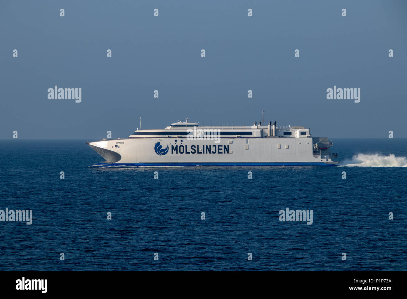 KATTEGAT OCEANO, Danimarca - 19 Maggio 2018: il traghetto veloce HSC "Express 3". Operato il danese in compagnia di traghetti Molslinjen. Foto Stock