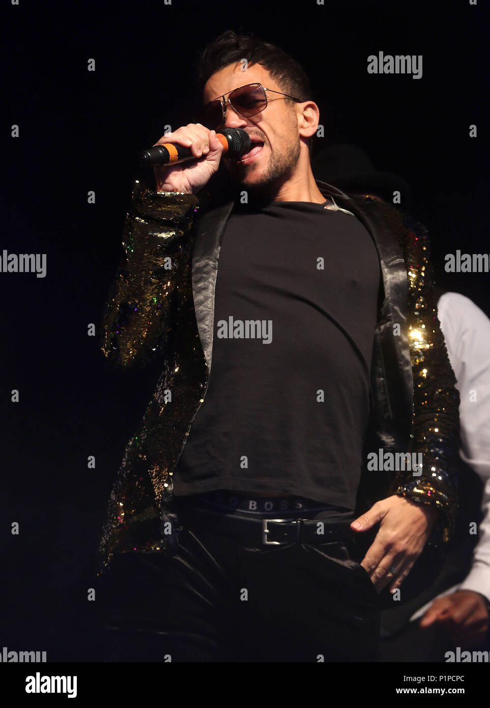 Peter Andre esegue a Hereford FC Live a Hereford, Regno Unito. Dotato di: Peter Andre dove: Londra, Regno Unito quando: 12 maggio 2018 Credit: WENN Foto Stock