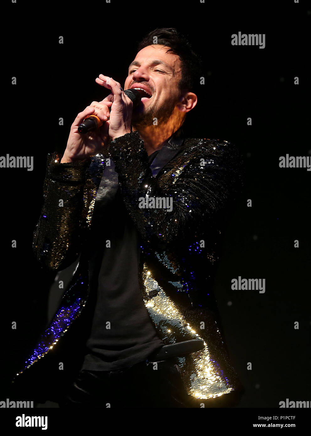 Peter Andre esegue a Hereford FC Live a Hereford, Regno Unito. Dotato di: Peter Andre dove: Londra, Regno Unito quando: 12 maggio 2018 Credit: WENN Foto Stock