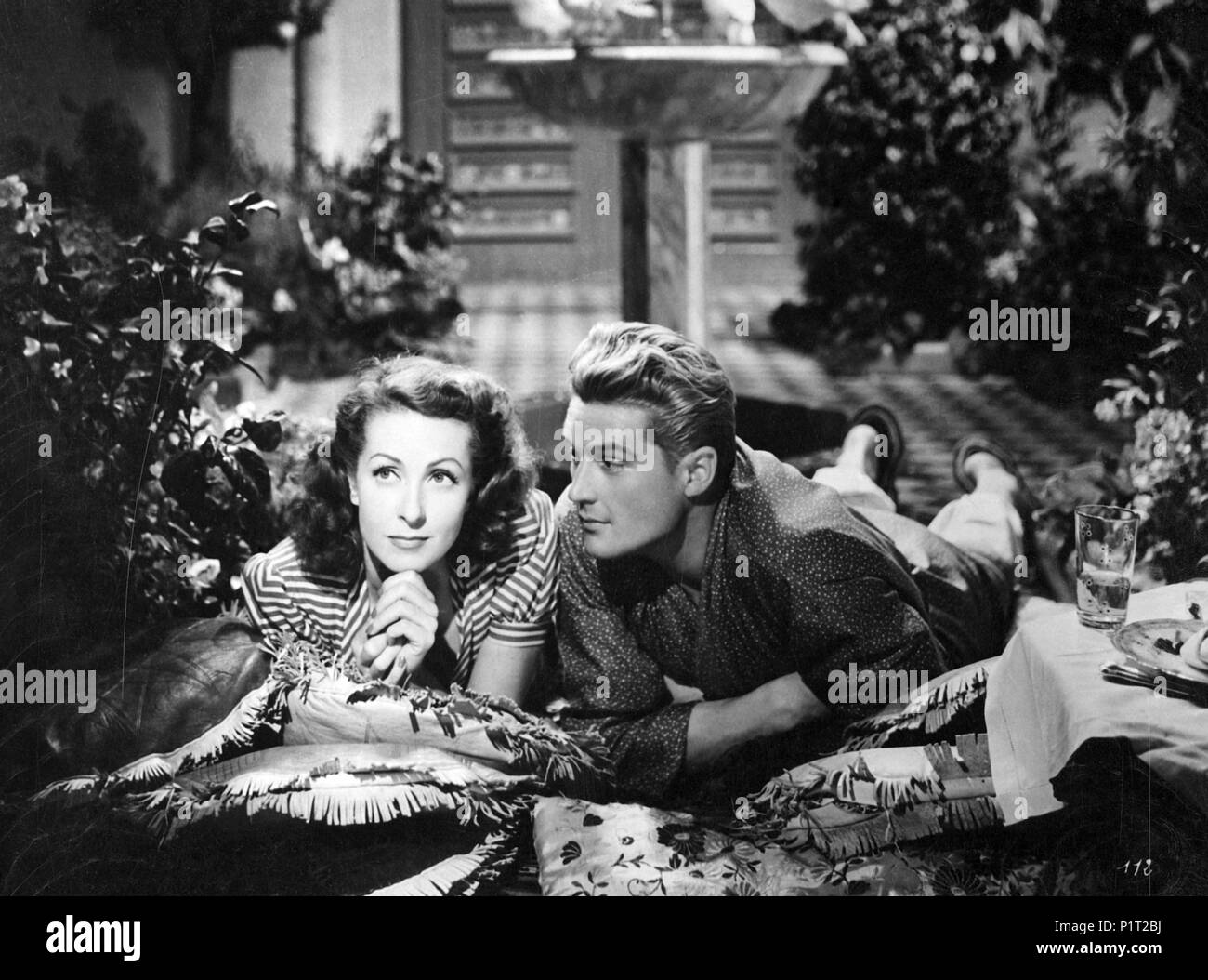 Pellicola originale titolo: BETHSABEE. Titolo inglese: BETHSABEE. Regista: LEONIDE MOGUY. Anno: 1947. Stelle: Danielle Darrieux; GEORGES MARCHAL. Credito: LES FILMS CORONA / Album Foto Stock
