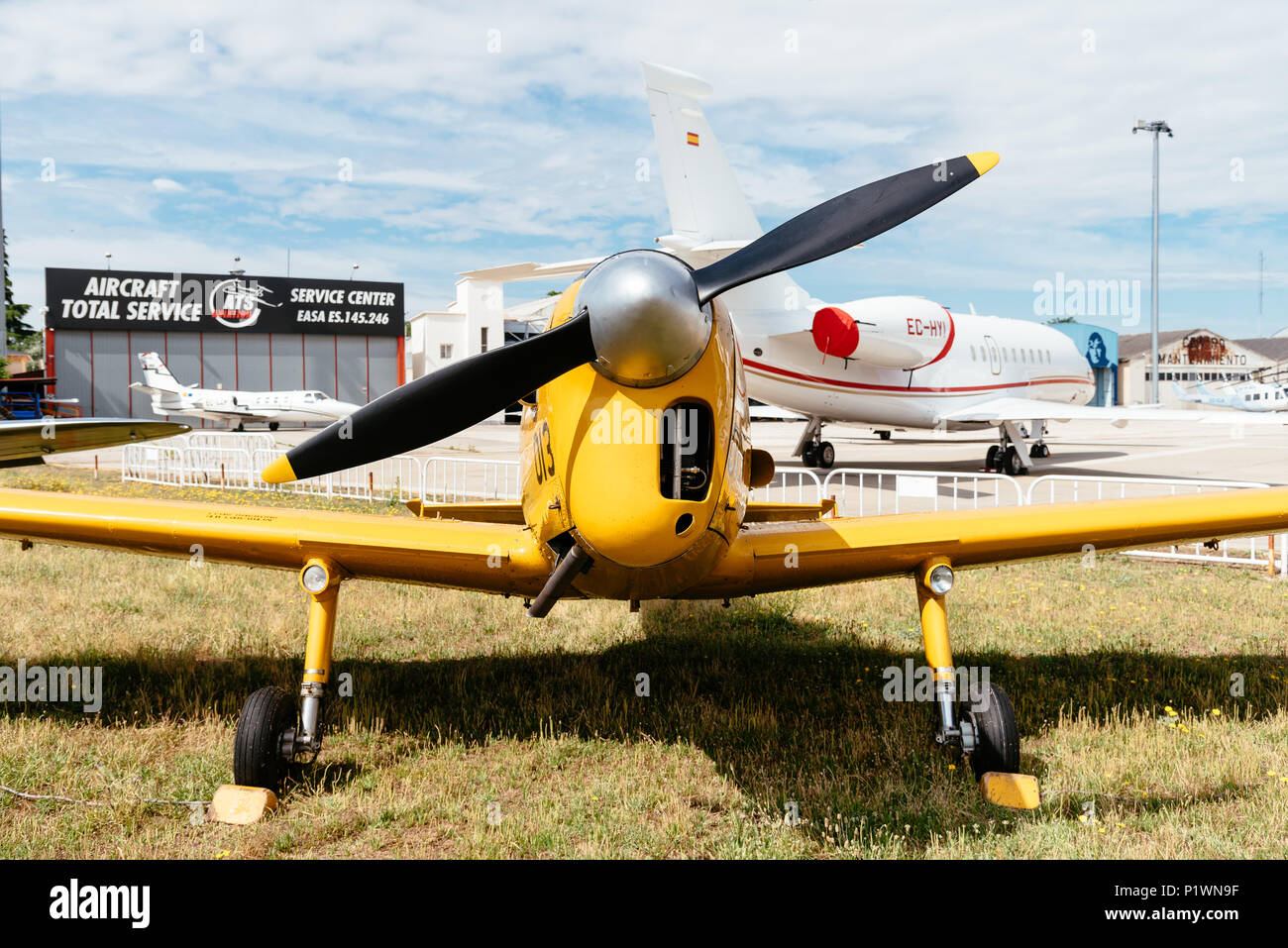Madrid, Spagna - 3 Giugno 2018: De Havilland DHC-1 Scoiattolino dal 1946 aeromobile durante air show della storica collezione aerei a Cuatro Vientos airpor Foto Stock