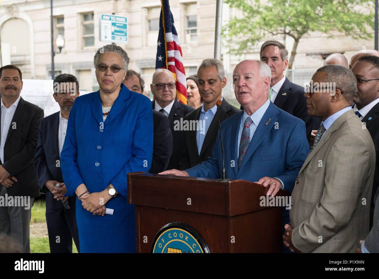 Relatore presso la cerimonia rivoluzionaria per la riqualificazione di Cook County Hospital Foto Stock