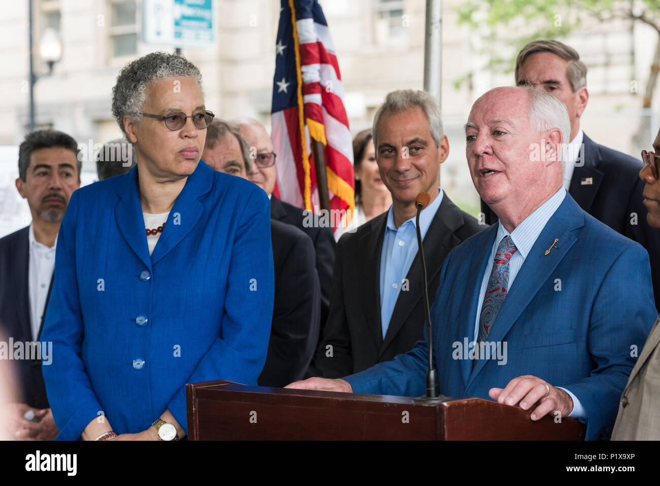 Relatore presso la cerimonia rivoluzionaria per la riqualificazione di Cook County Hospital Foto Stock