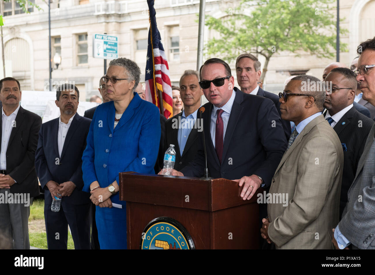 Relatore presso la cerimonia rivoluzionaria per la riqualificazione di Cook County Hospital Foto Stock